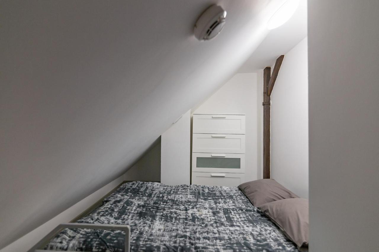 Apartamenty Niedaleko Dworca Od Wroclawapartament-Pl Exterior foto